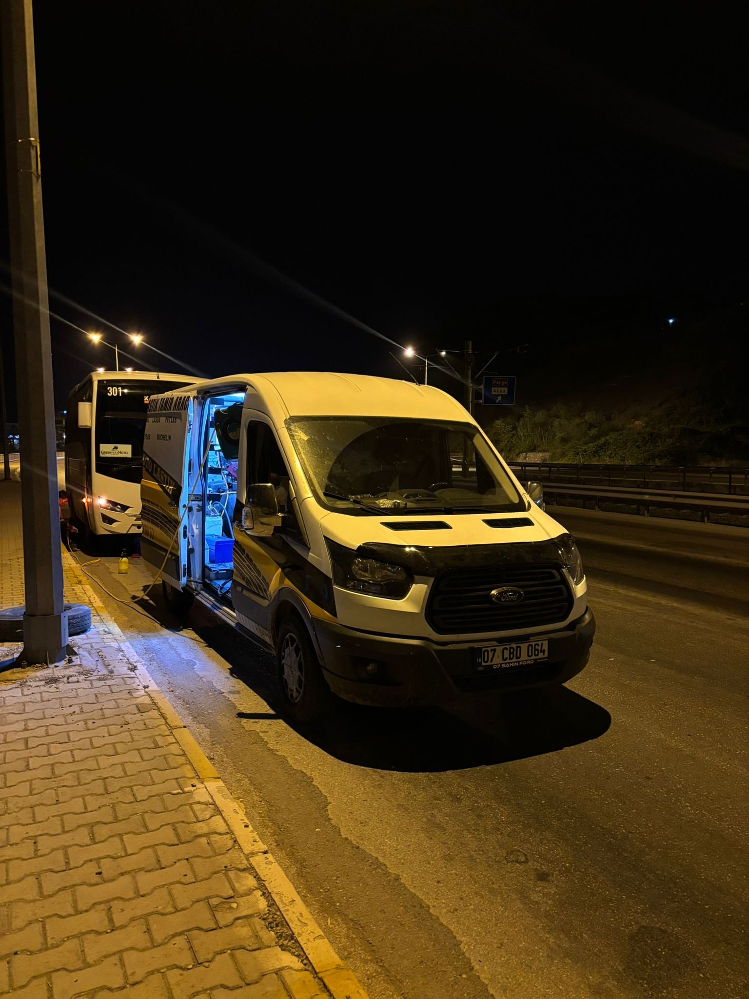 Antalya 7/24 Lastik Yol Yardım